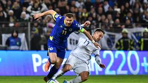 Šta se dešava? Zašto Edina Džeke nema na popisu od 23 igrača za meč sa Švedskom?
